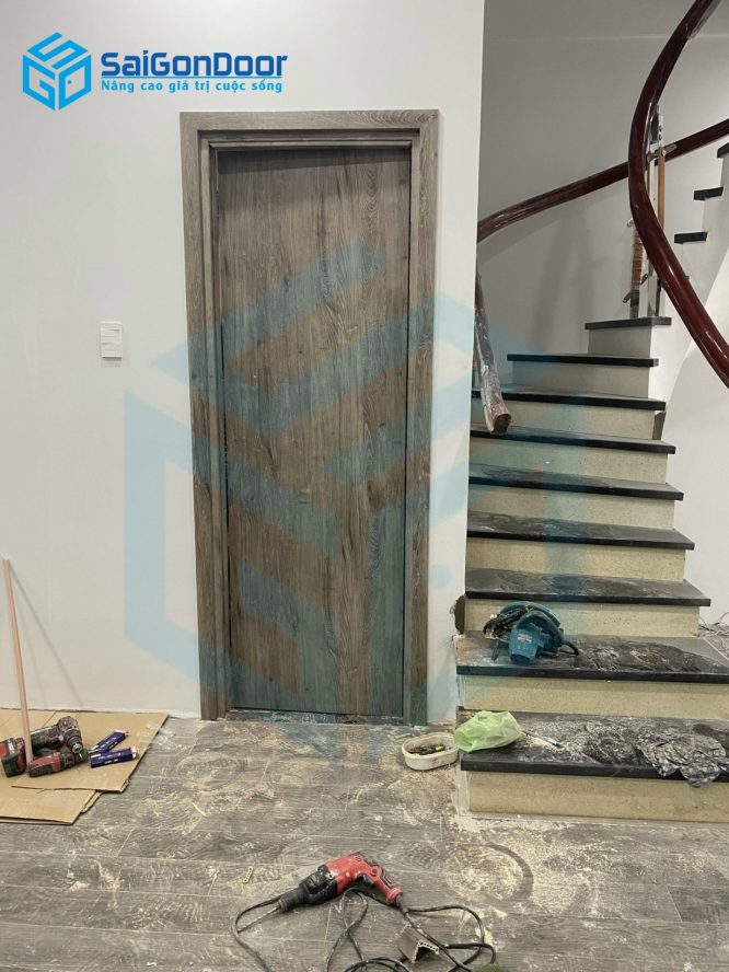 CÔNG TRÌNH THỰC TẾ THI CÔNG CỬA PHÒNG NGỦ COMPOSITE