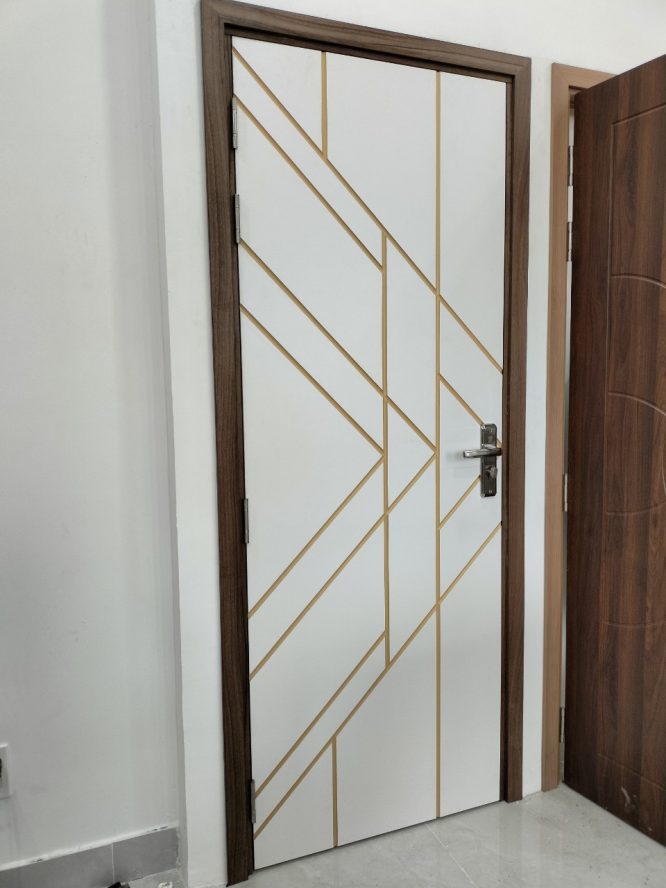 CỬA HÀNG TRƯNG BÀY ĐA DẠNG CÁC MẪU CỬA NHỰA PHÒNG NGỦ TẠI SIEUTHICUANHUA